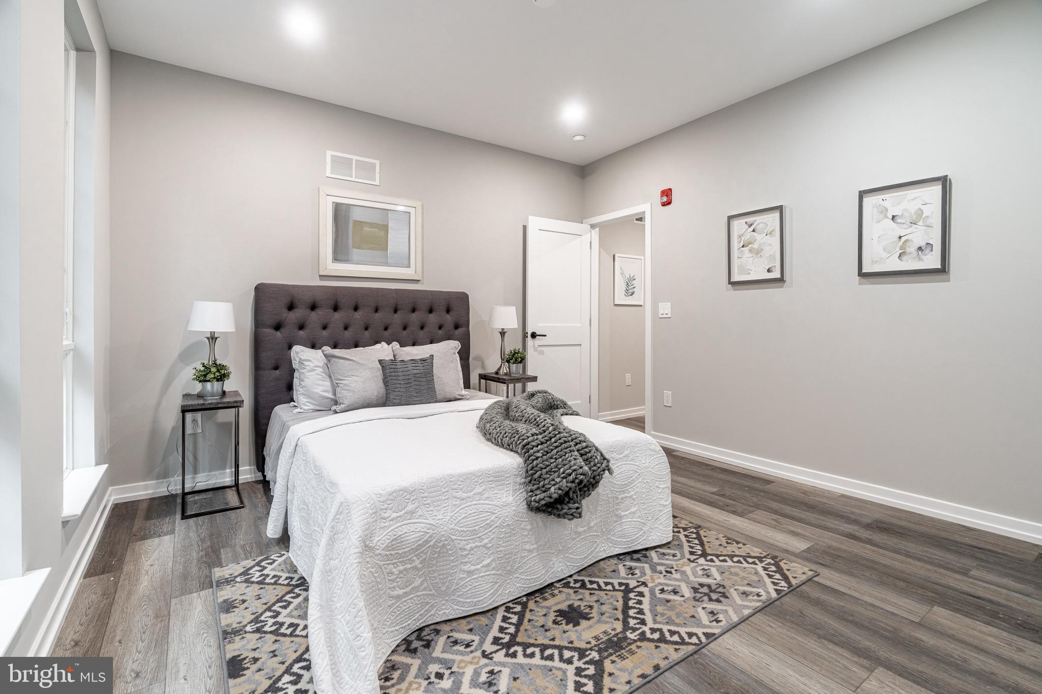 GRADUATE HOSPITAL - Residential Income