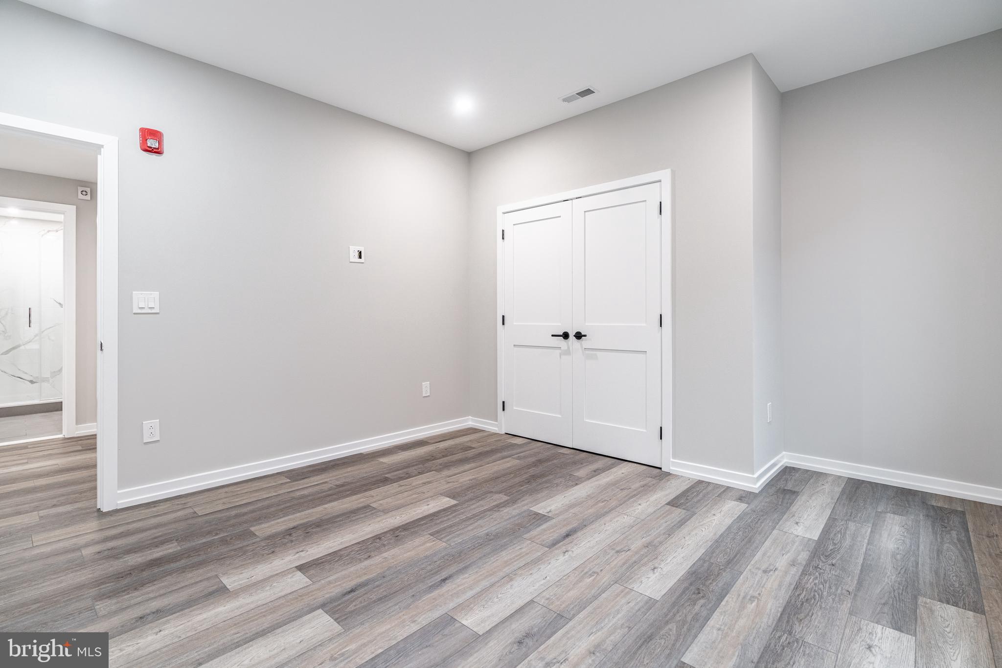 GRADUATE HOSPITAL - Residential Income