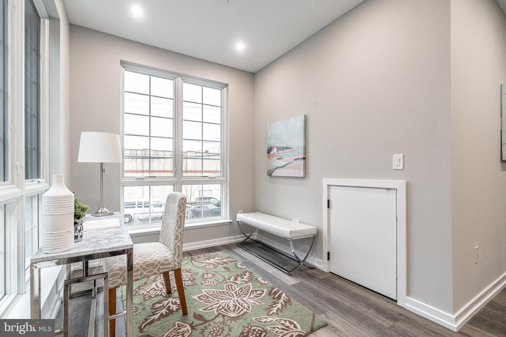 GRADUATE HOSPITAL - Residential Income