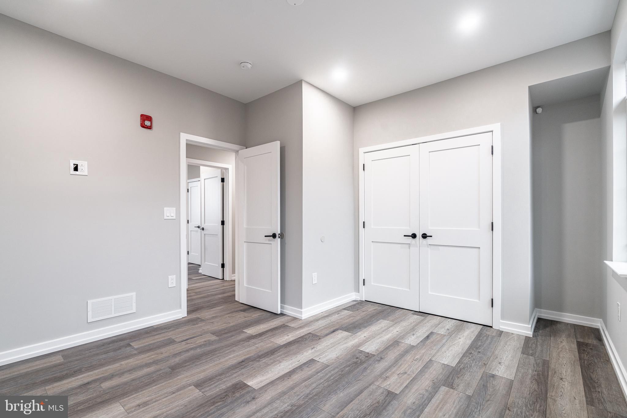 GRADUATE HOSPITAL - Residential Income