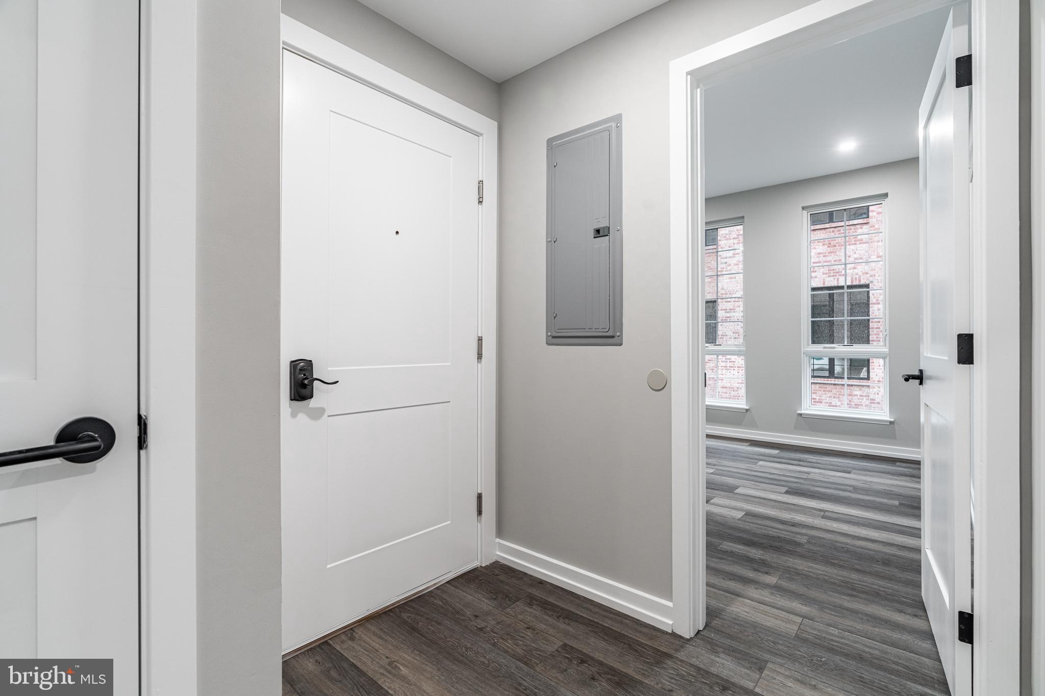 GRADUATE HOSPITAL - Residential Income