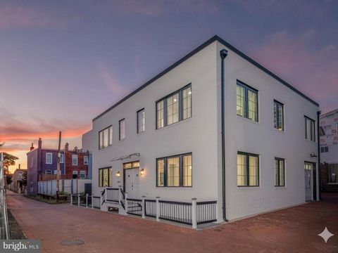 Photo of 1680 Ebenezer Court SE, WASHINGTON, DC 20003 (MLS # DCDC2224602)