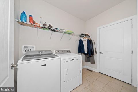 listing image 68