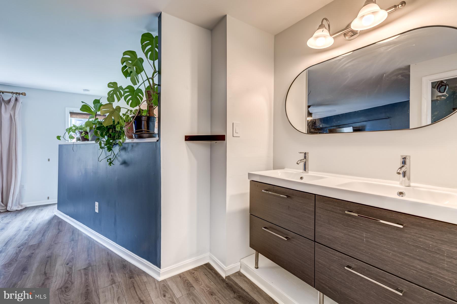 VALLEIGH - Residential Lease