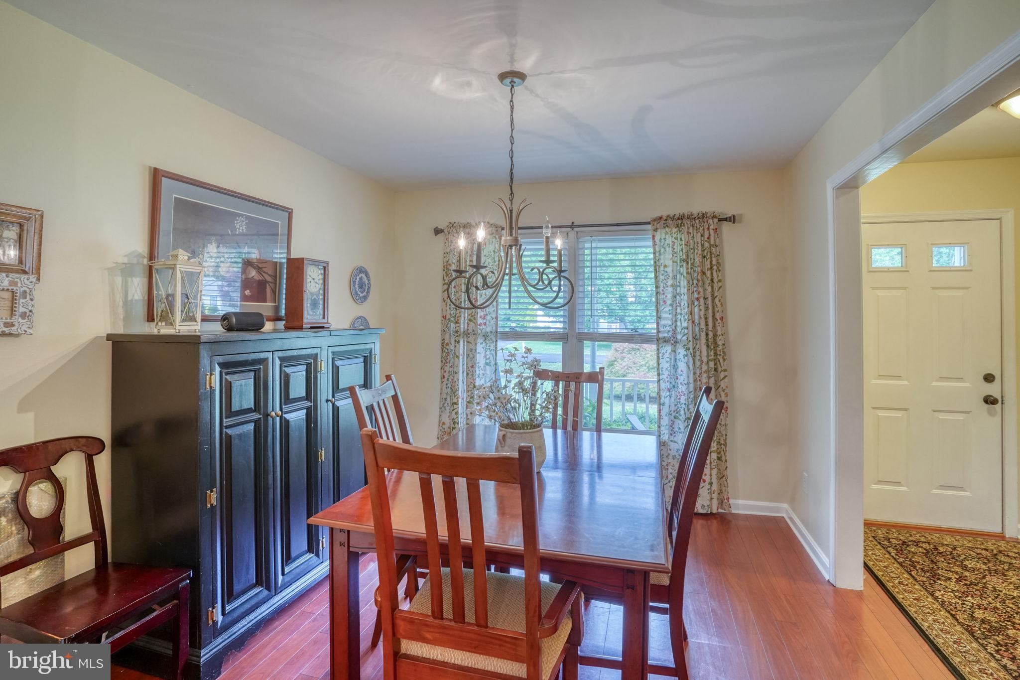 40 E HUNTINGTON CIRCLE