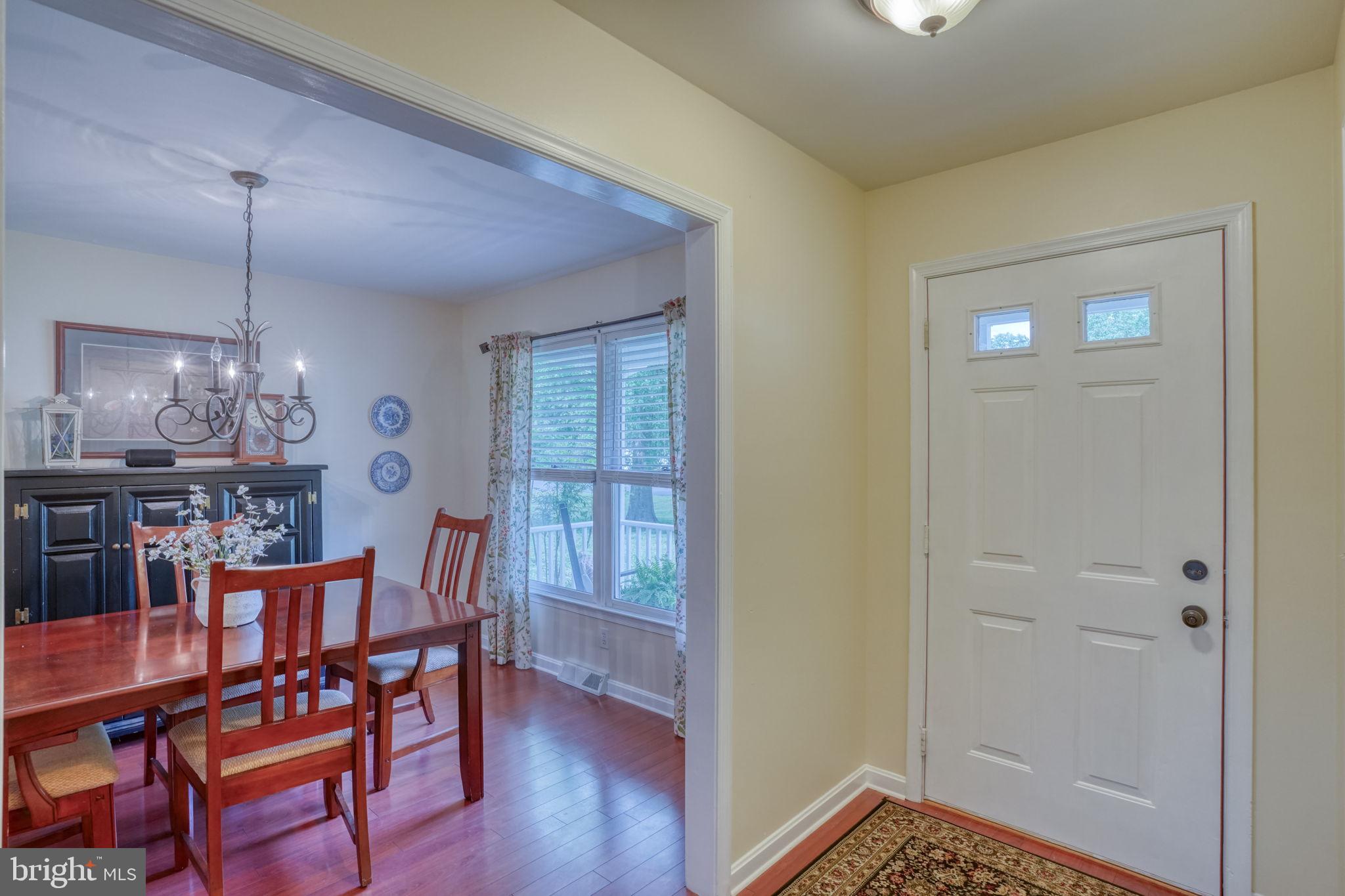40 E HUNTINGTON CIRCLE