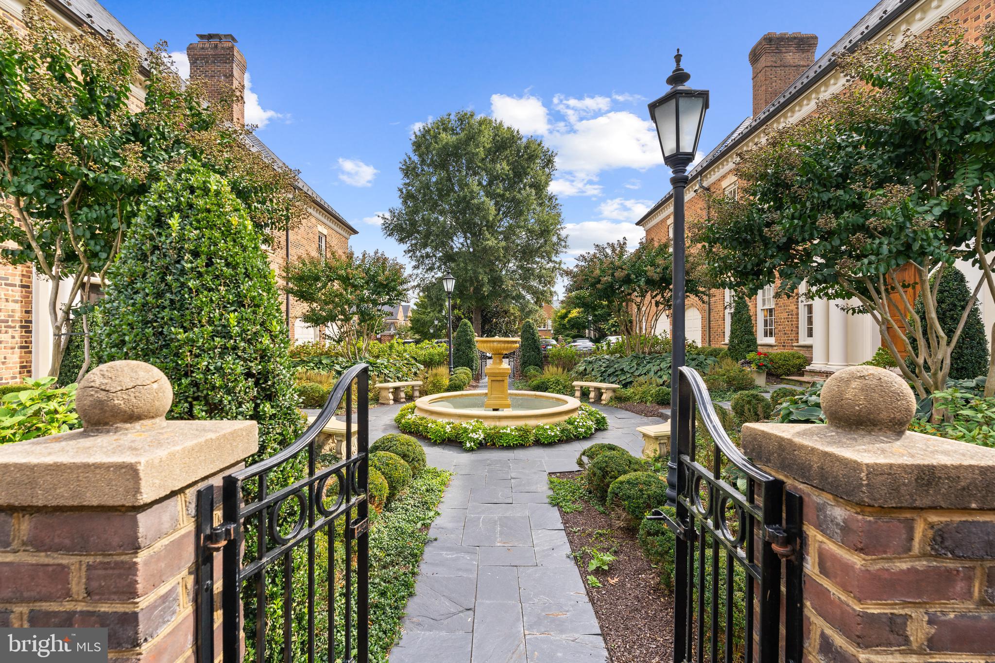 MERRYHILL - Residential