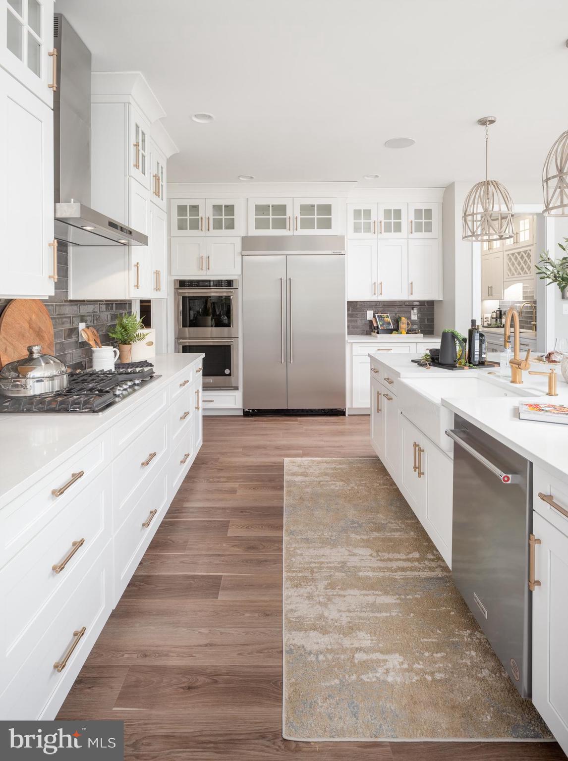 BISHOP WOODS - Residential