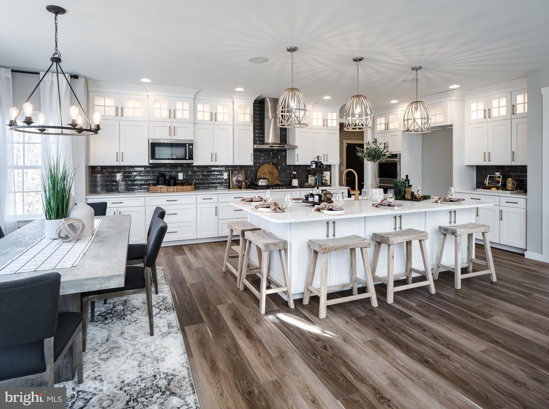 BISHOP WOODS - Residential