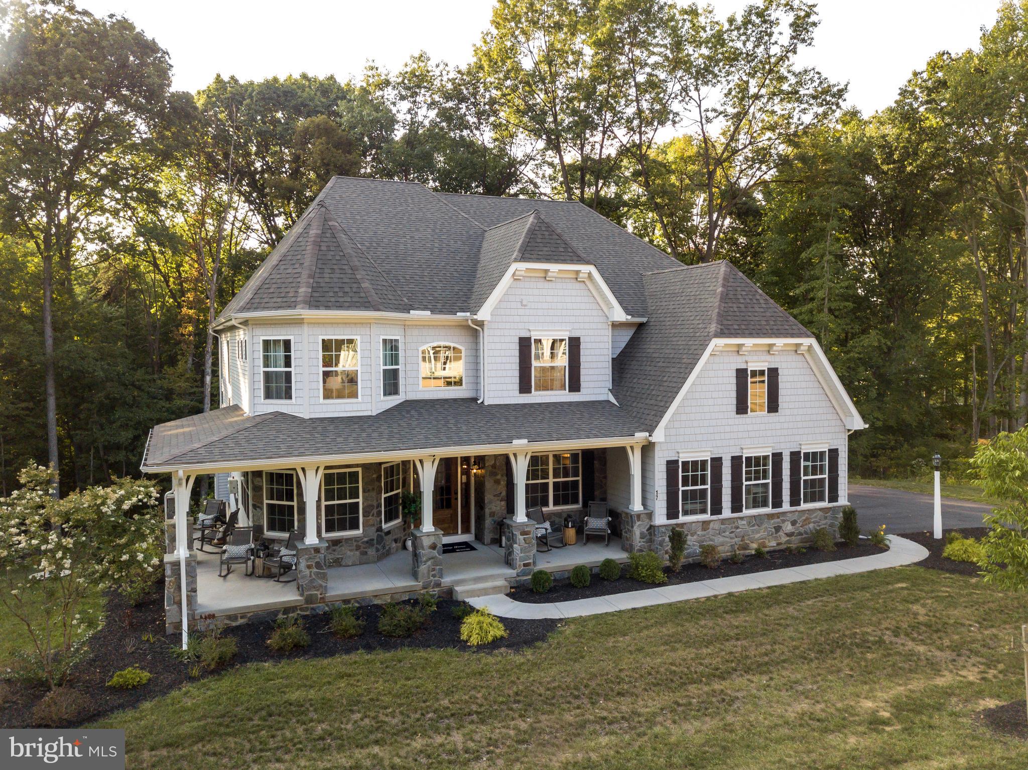 BISHOP WOODS - Residential