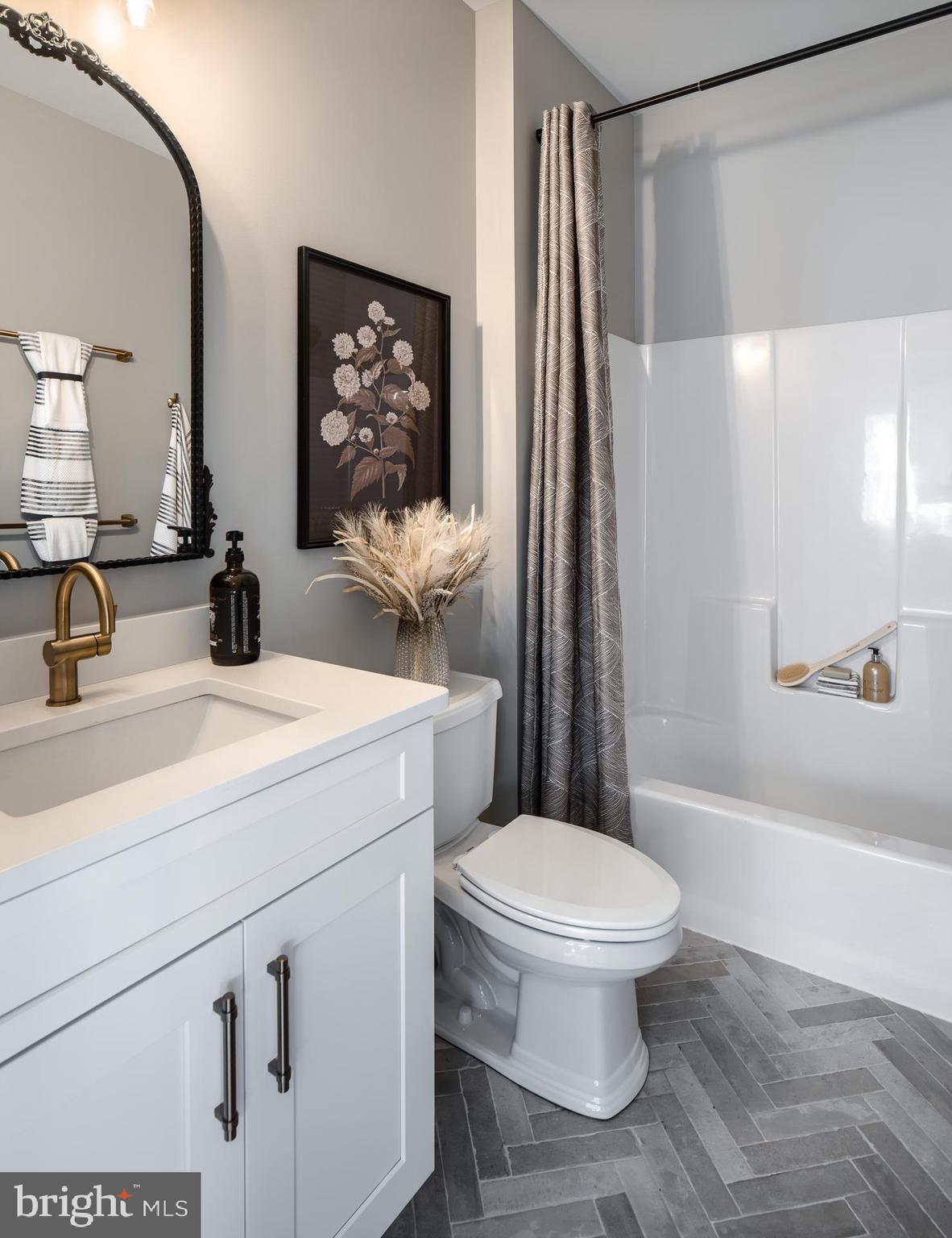 BISHOP WOODS - Residential