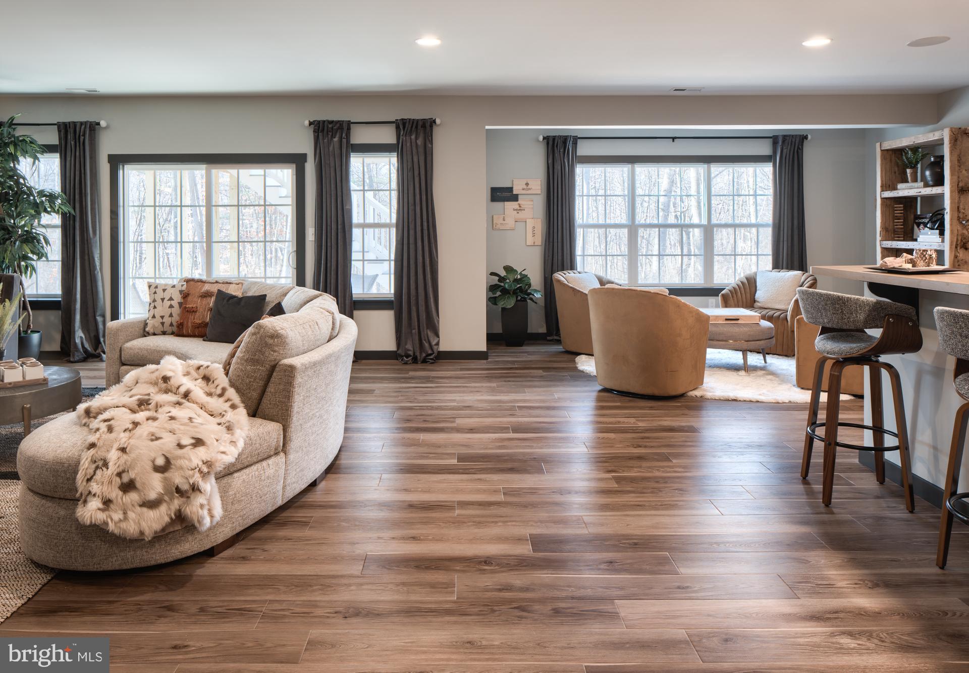 BISHOP WOODS - Residential