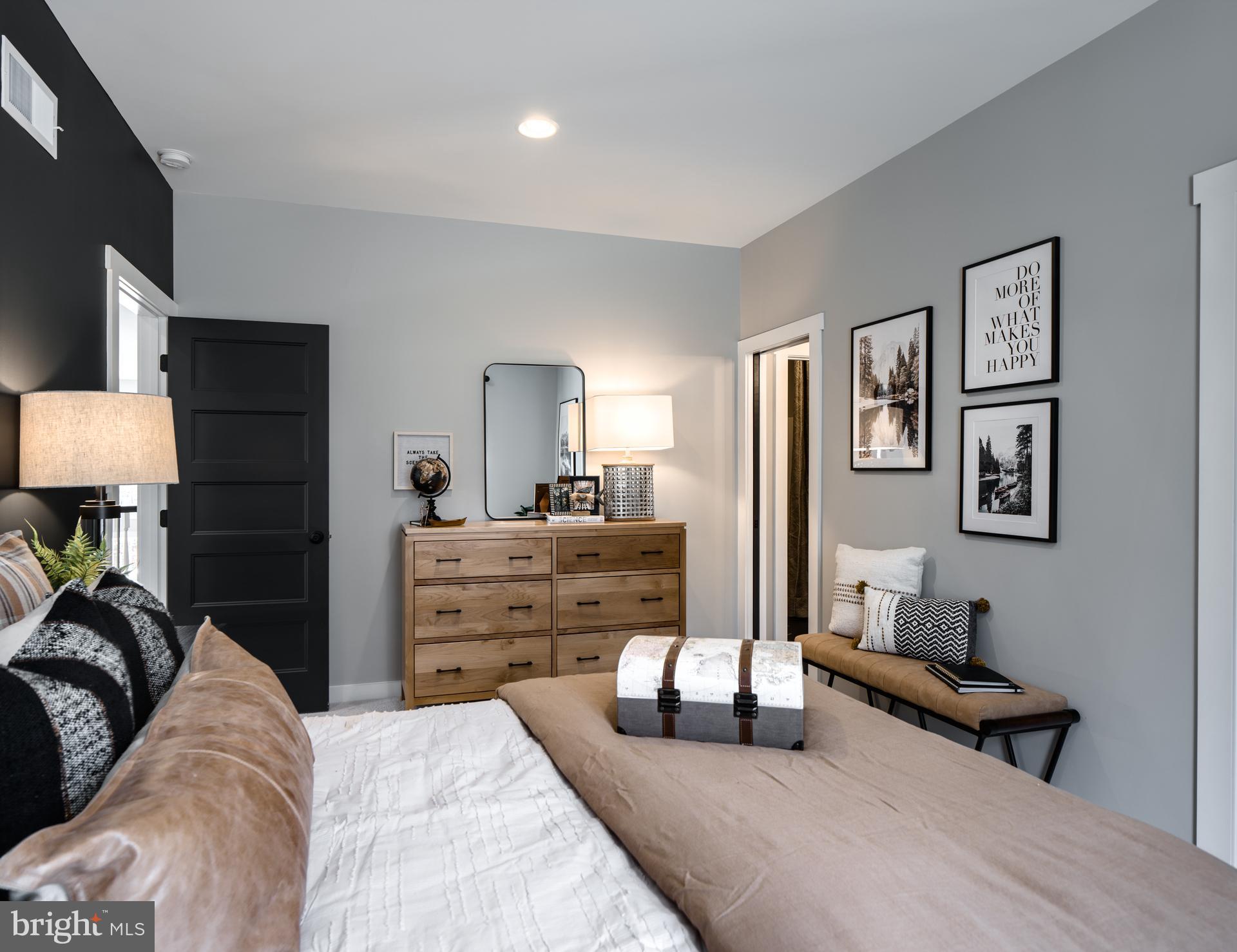 BISHOP WOODS - Residential