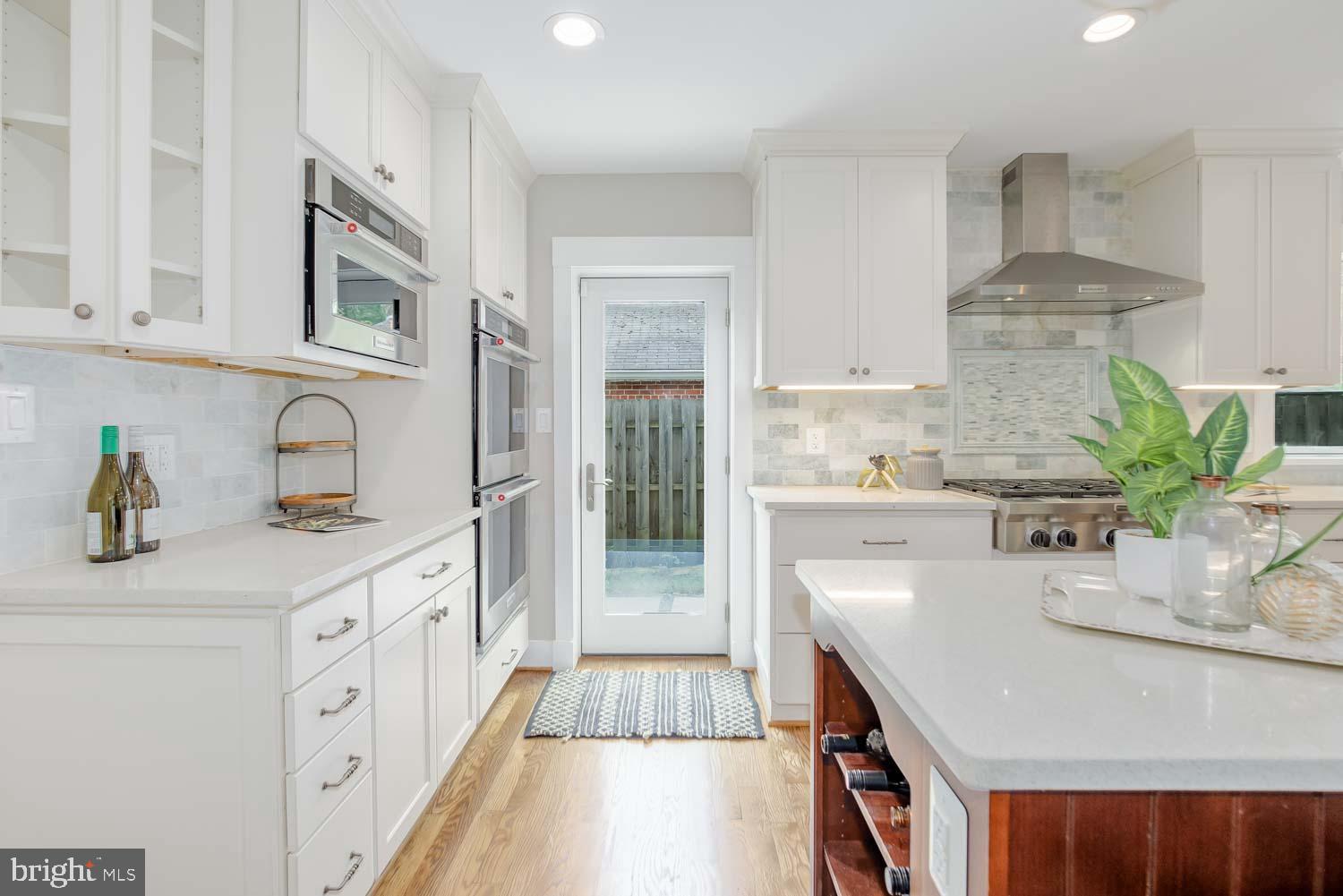 ROCK CREEK KNOLLS - Residential