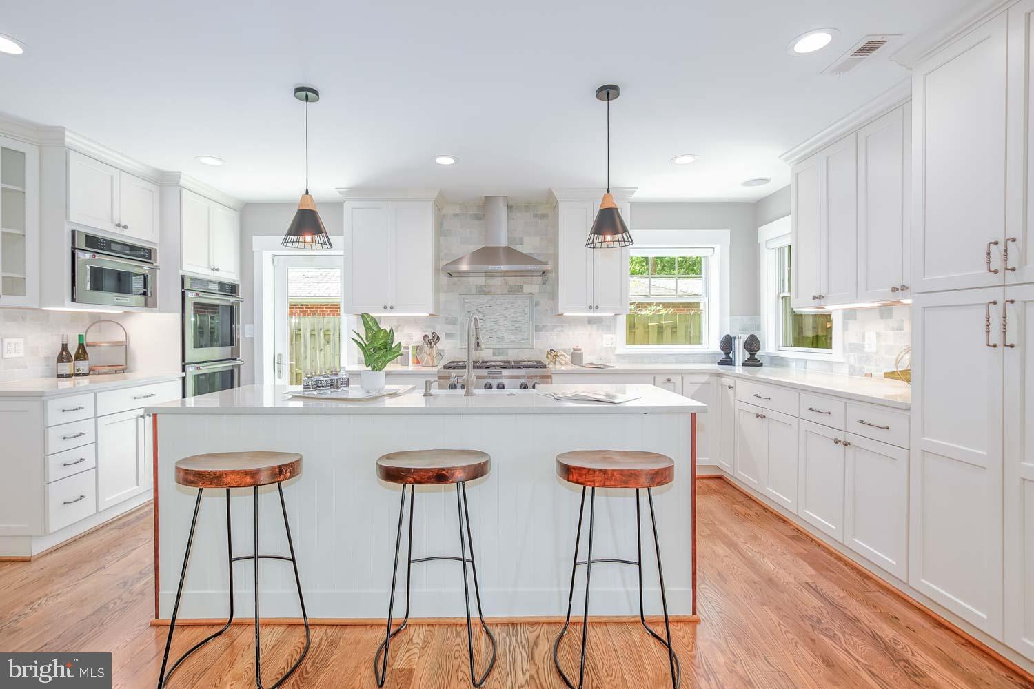 ROCK CREEK KNOLLS - Residential