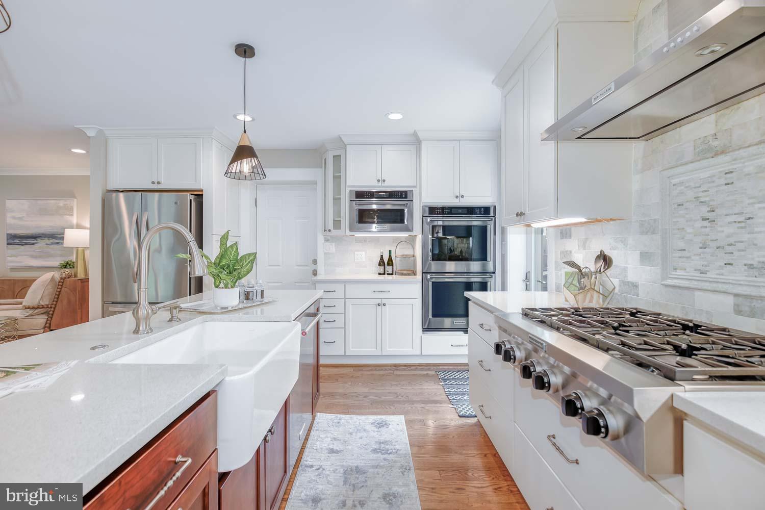 ROCK CREEK KNOLLS - Residential