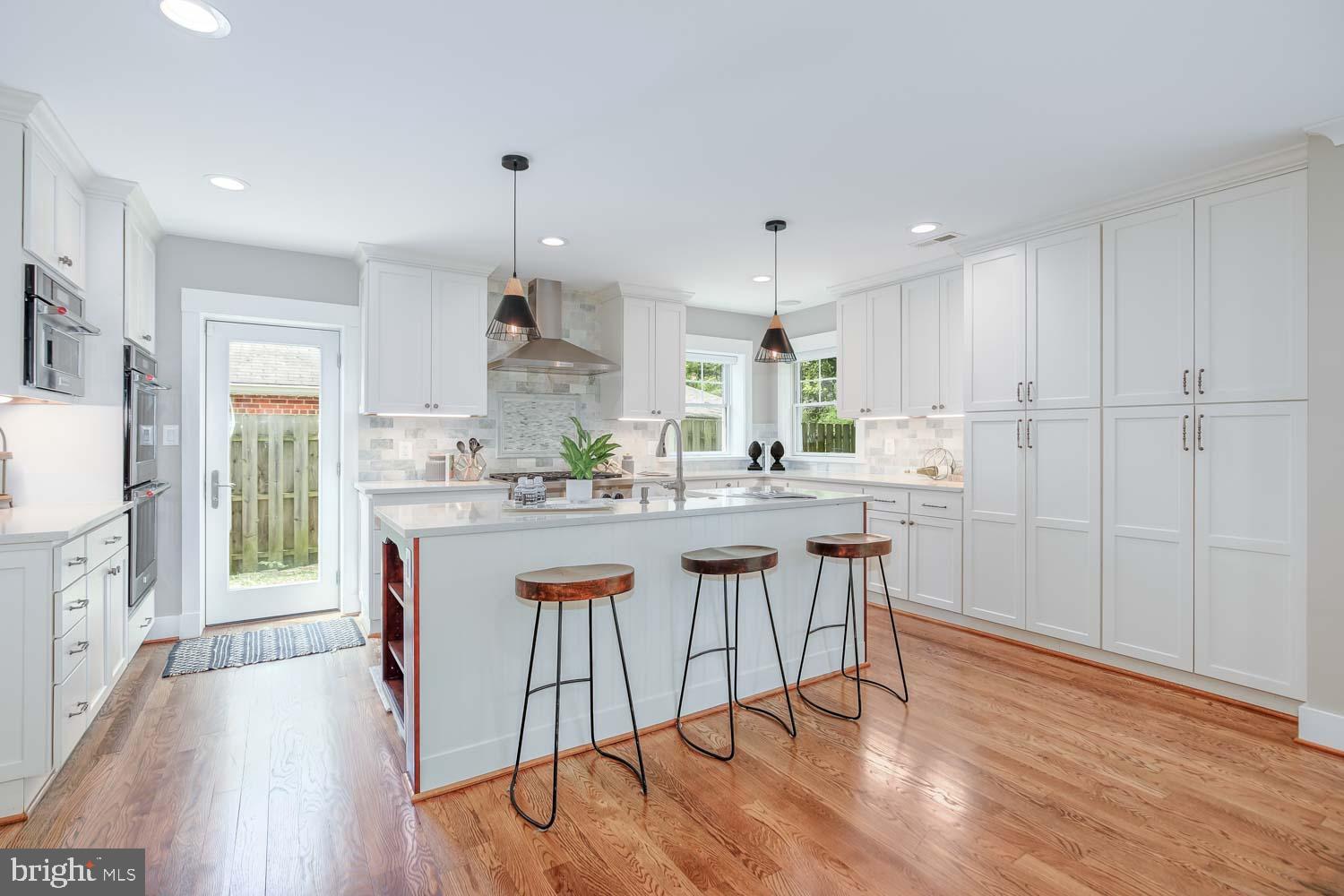 ROCK CREEK KNOLLS - Residential