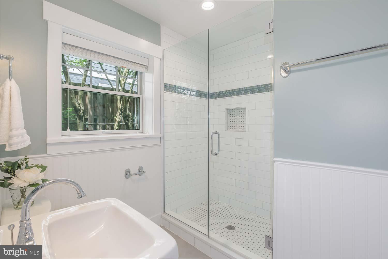 ROCK CREEK KNOLLS - Residential