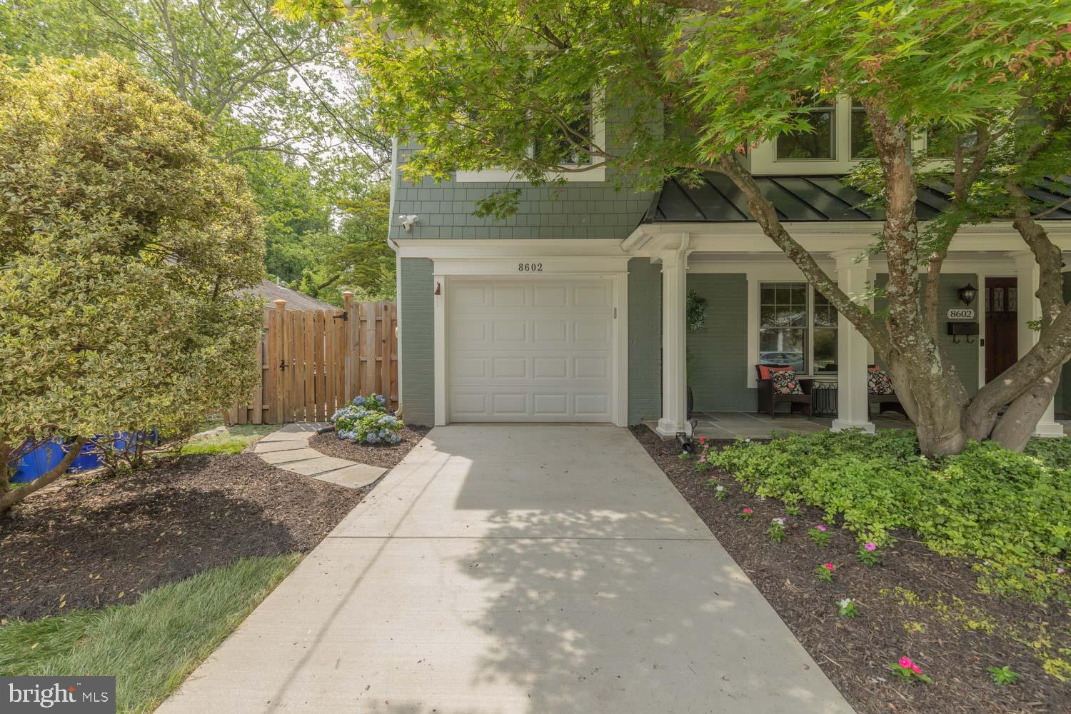 ROCK CREEK KNOLLS - Residential