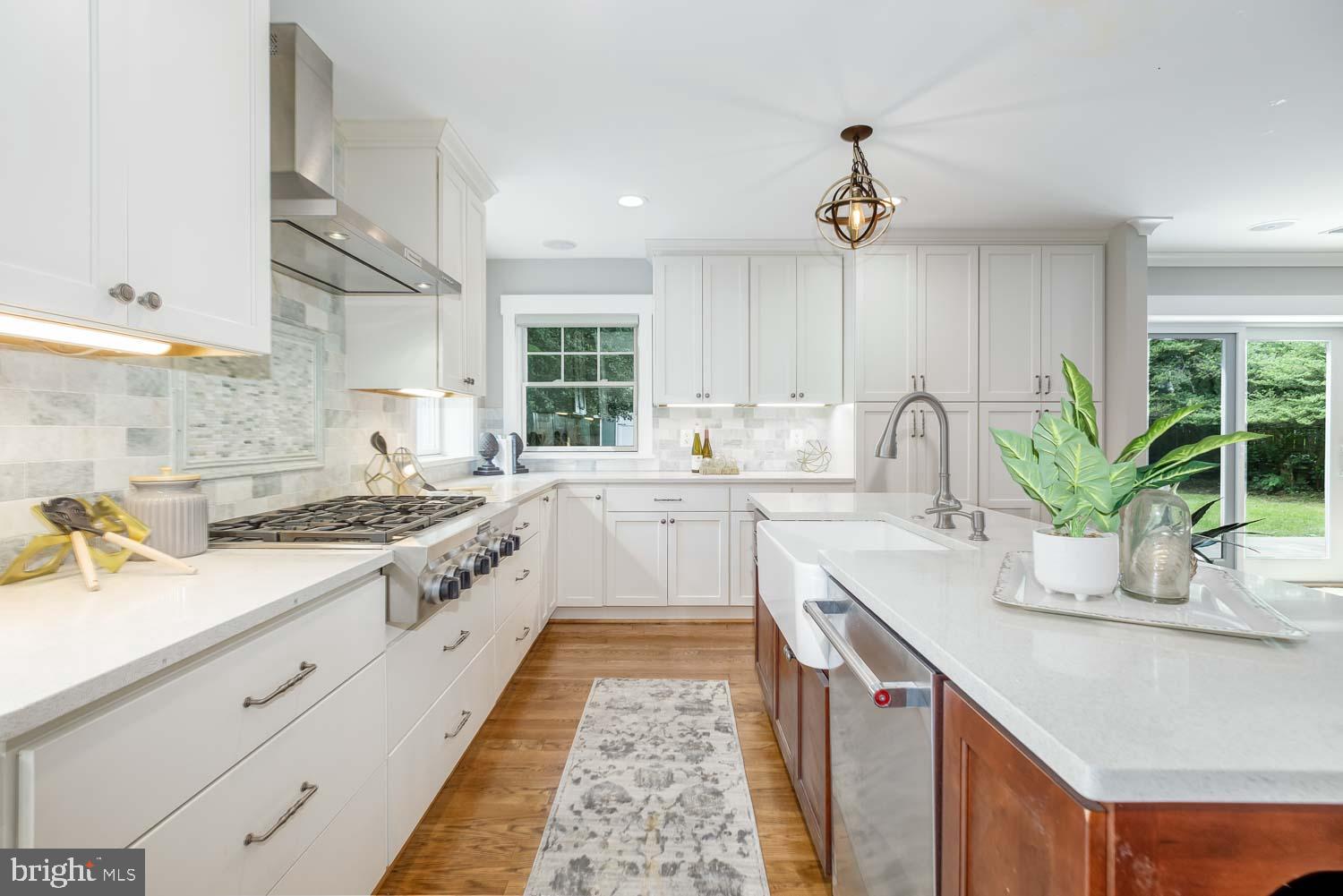 ROCK CREEK KNOLLS - Residential