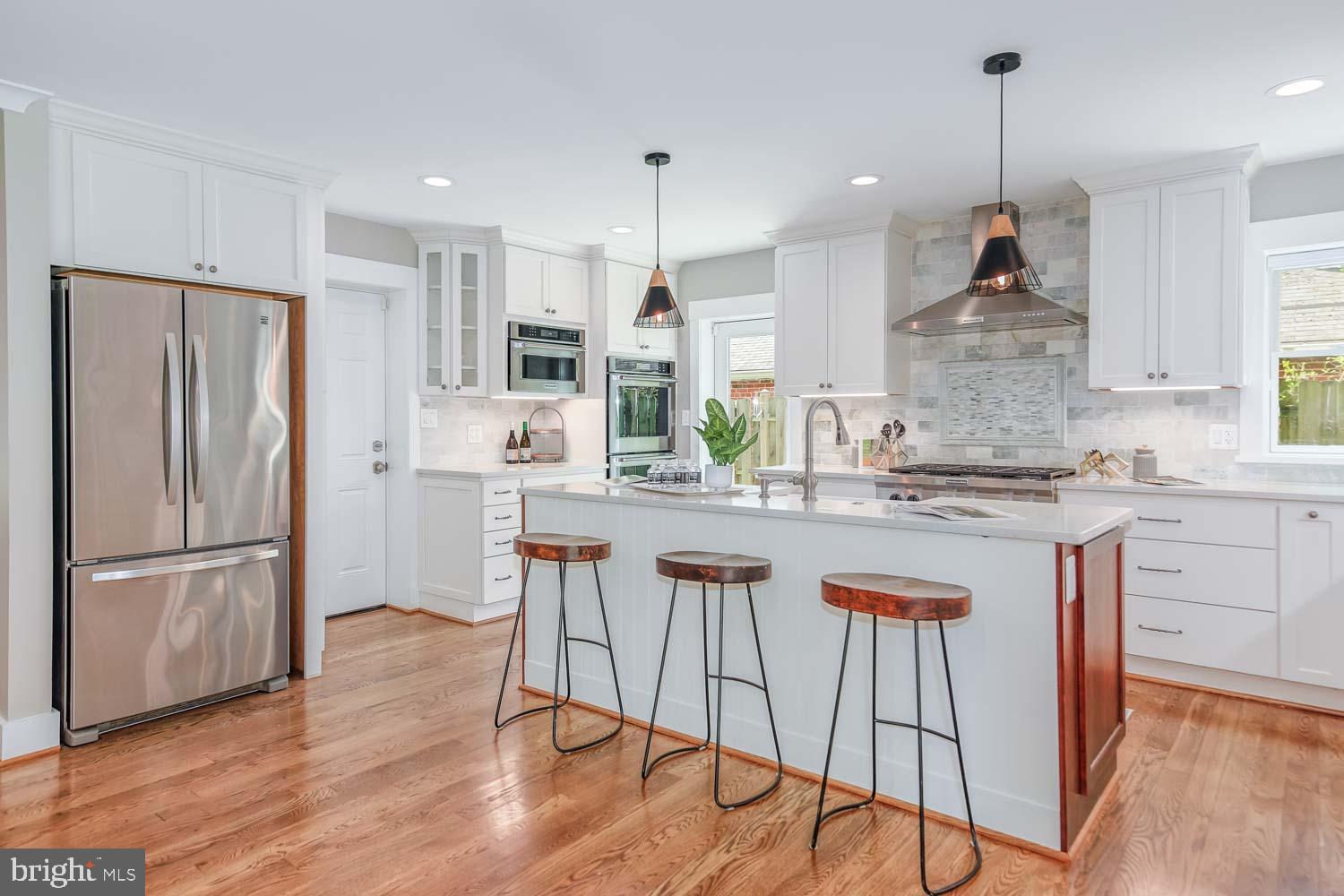 ROCK CREEK KNOLLS - Residential