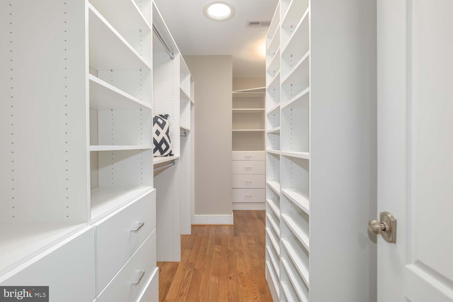 ROCK CREEK KNOLLS - Residential