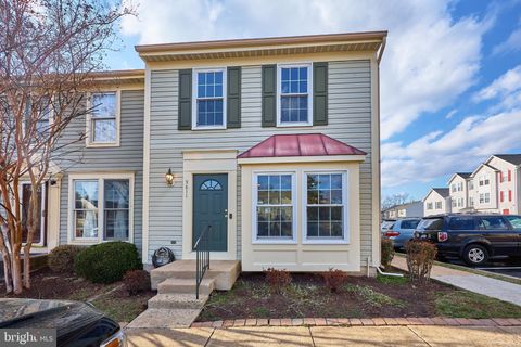Condo For Sale - 9811 Mock Orange Court<br/> MANASSAS, VA 20110