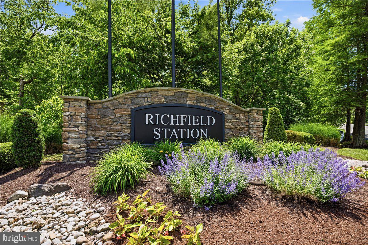 RICHFIELD STATION VILLAGE - Residential