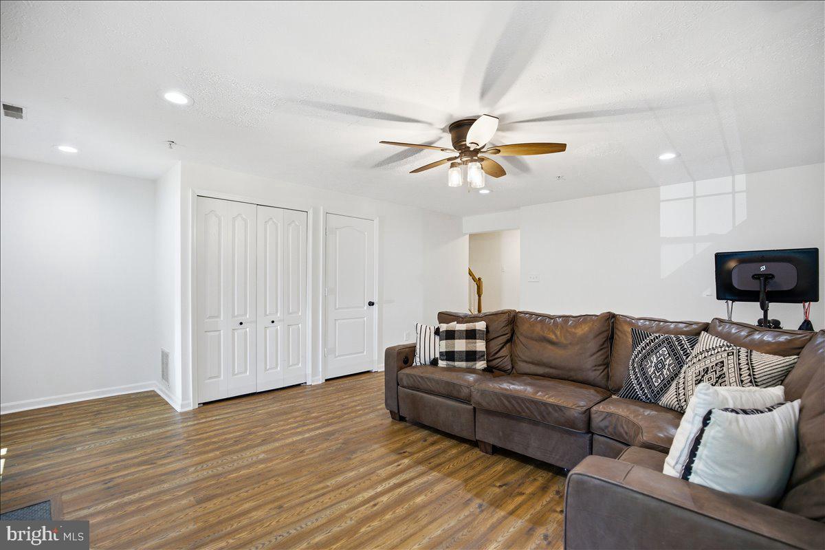 RICHFIELD STATION VILLAGE - Residential