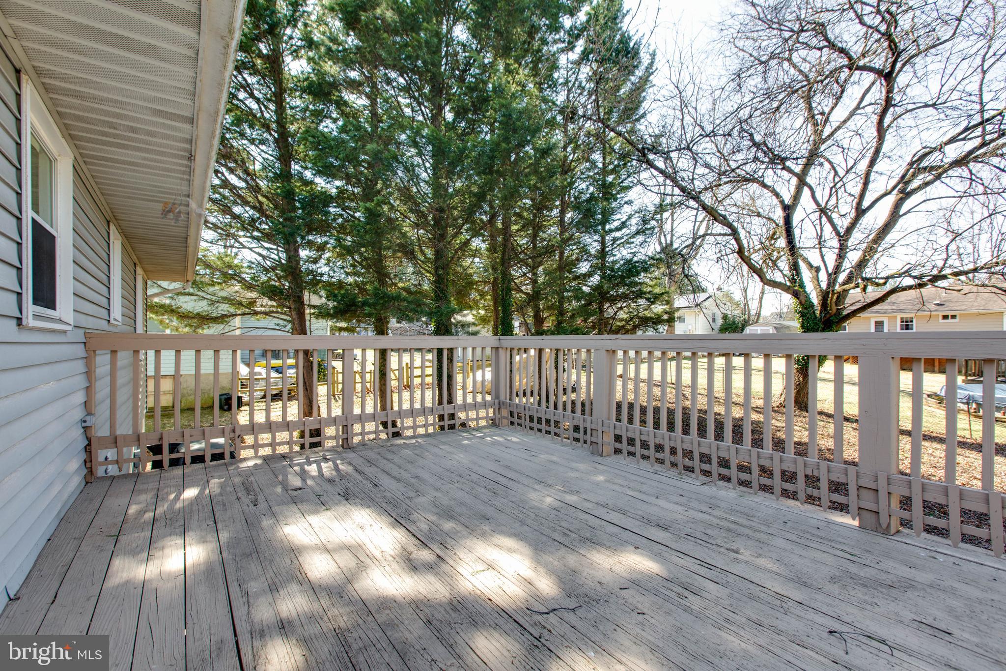 CATONSVILLE MANOR - Residential