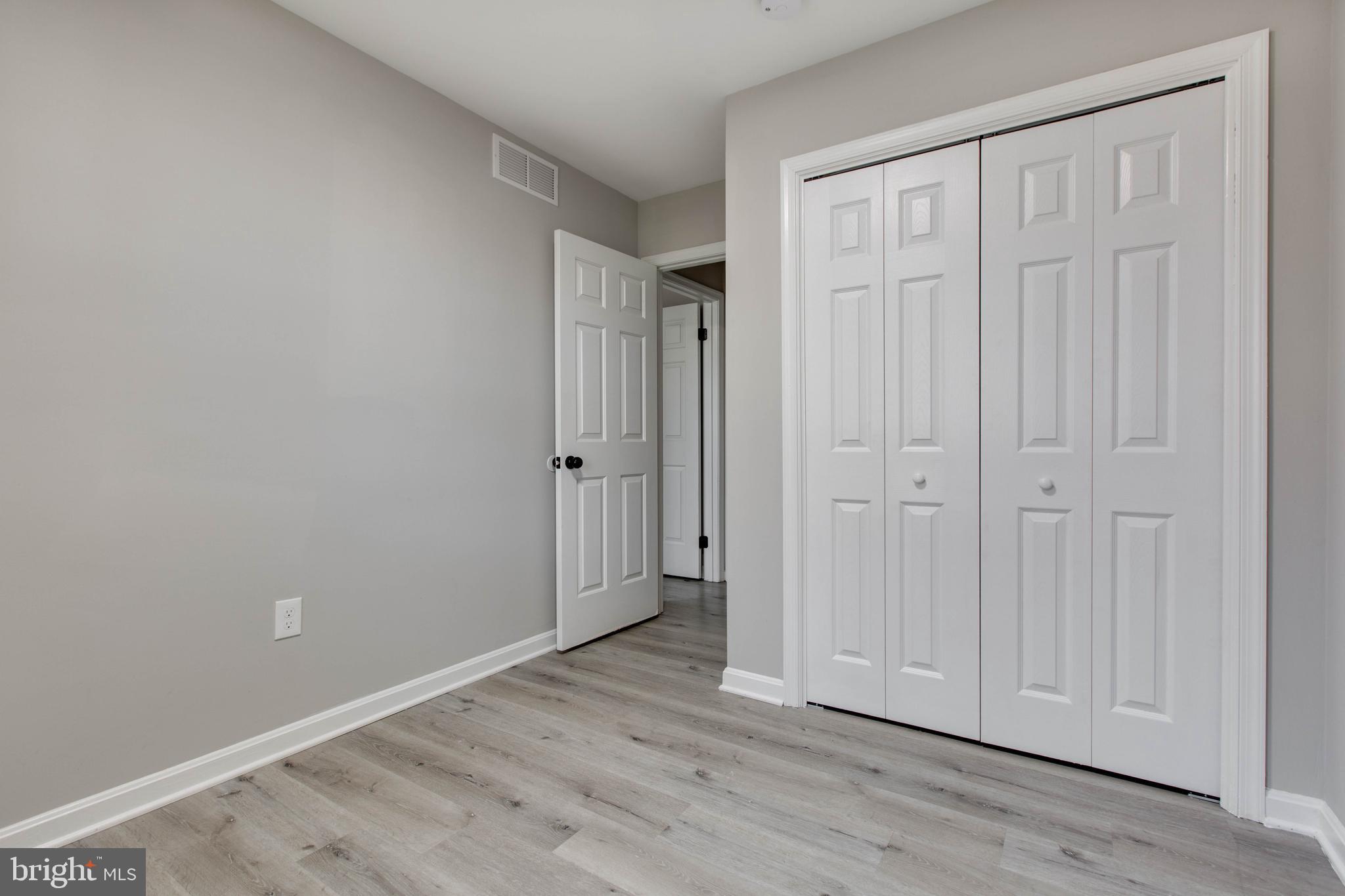 CATONSVILLE MANOR - Residential