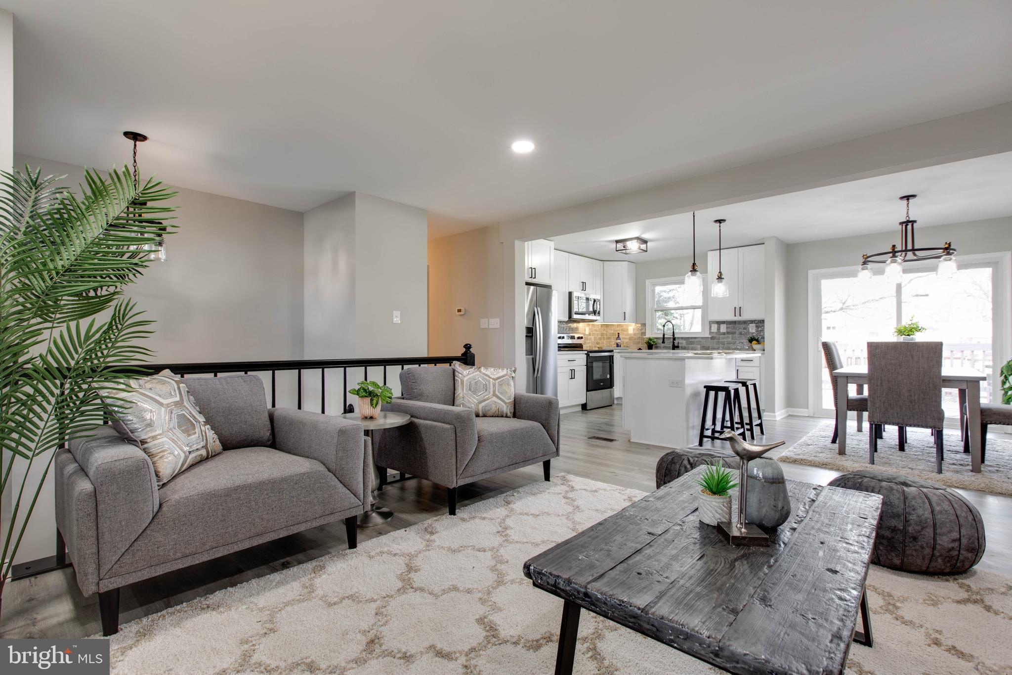 CATONSVILLE MANOR - Residential