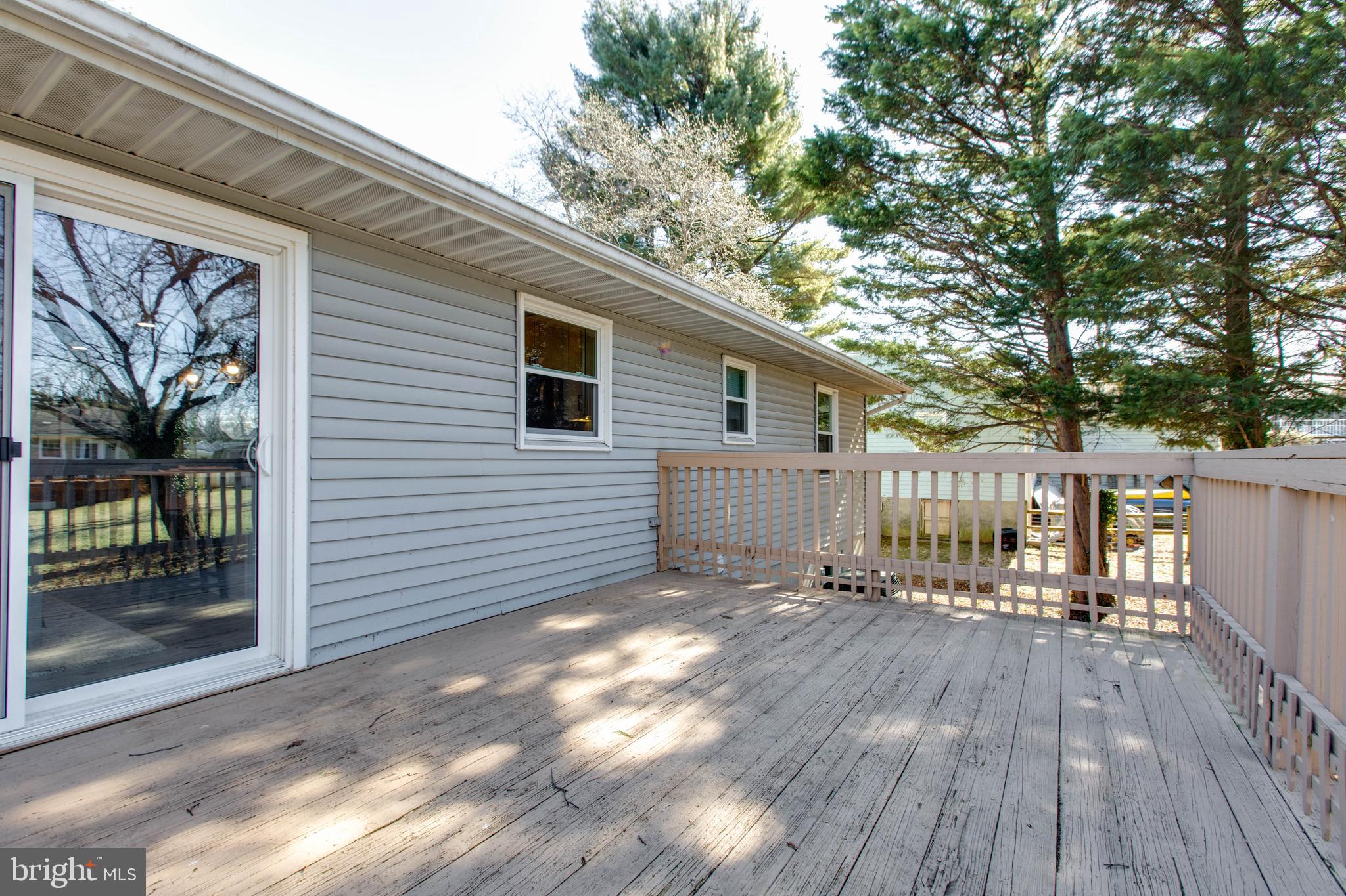CATONSVILLE MANOR - Residential