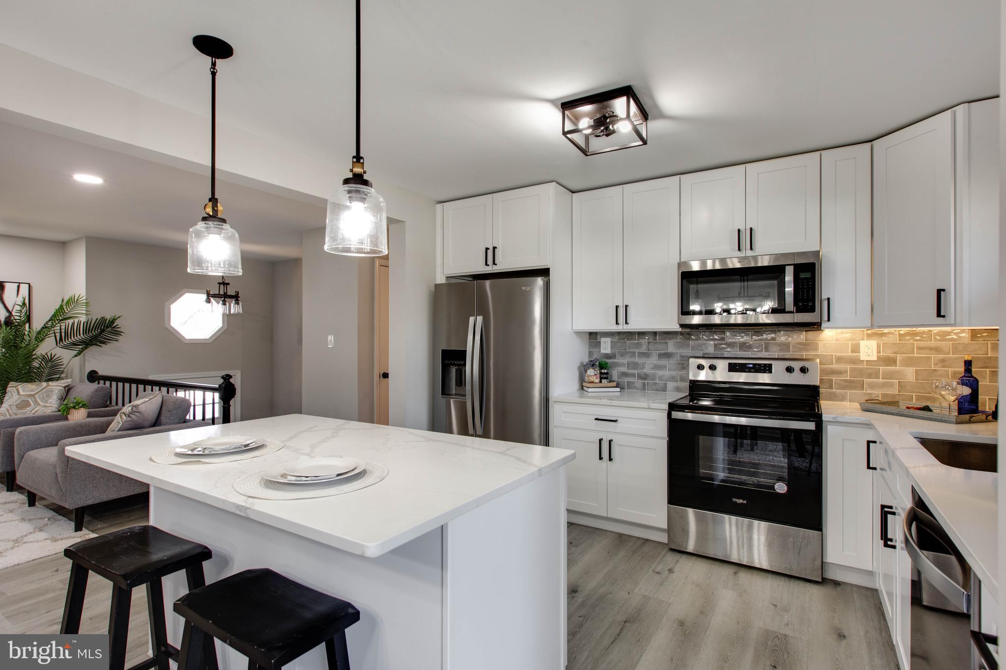 CATONSVILLE MANOR - Residential