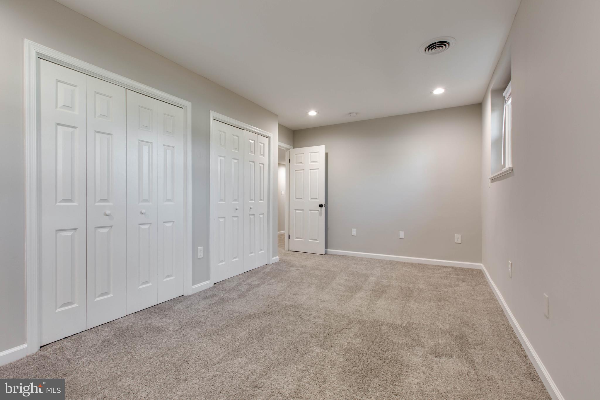 CATONSVILLE MANOR - Residential