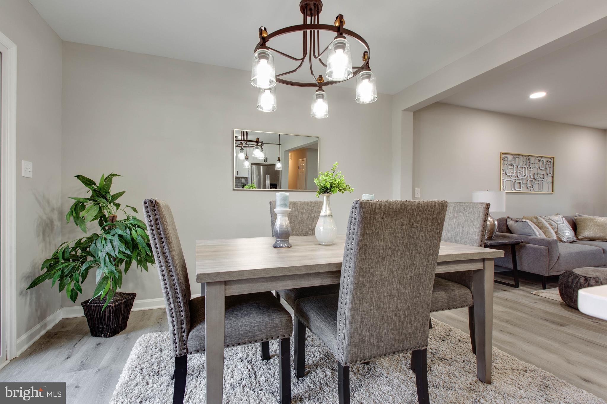 CATONSVILLE MANOR - Residential