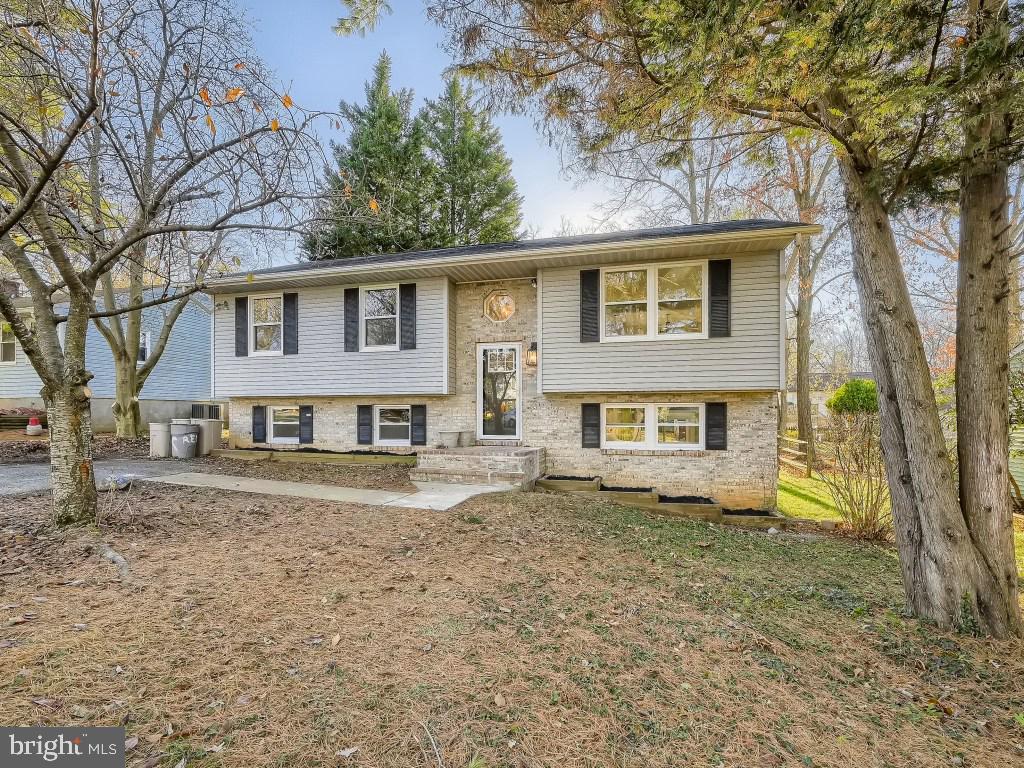 CATONSVILLE MANOR - Residential