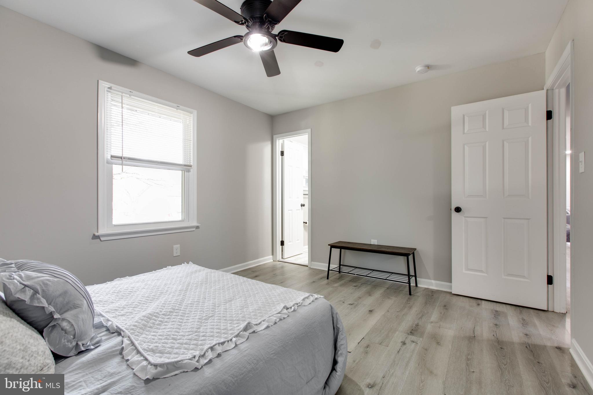 CATONSVILLE MANOR - Residential