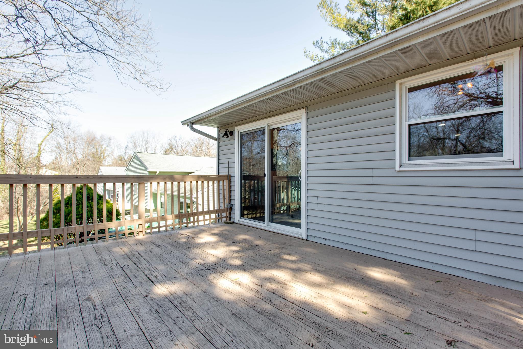 CATONSVILLE MANOR - Residential