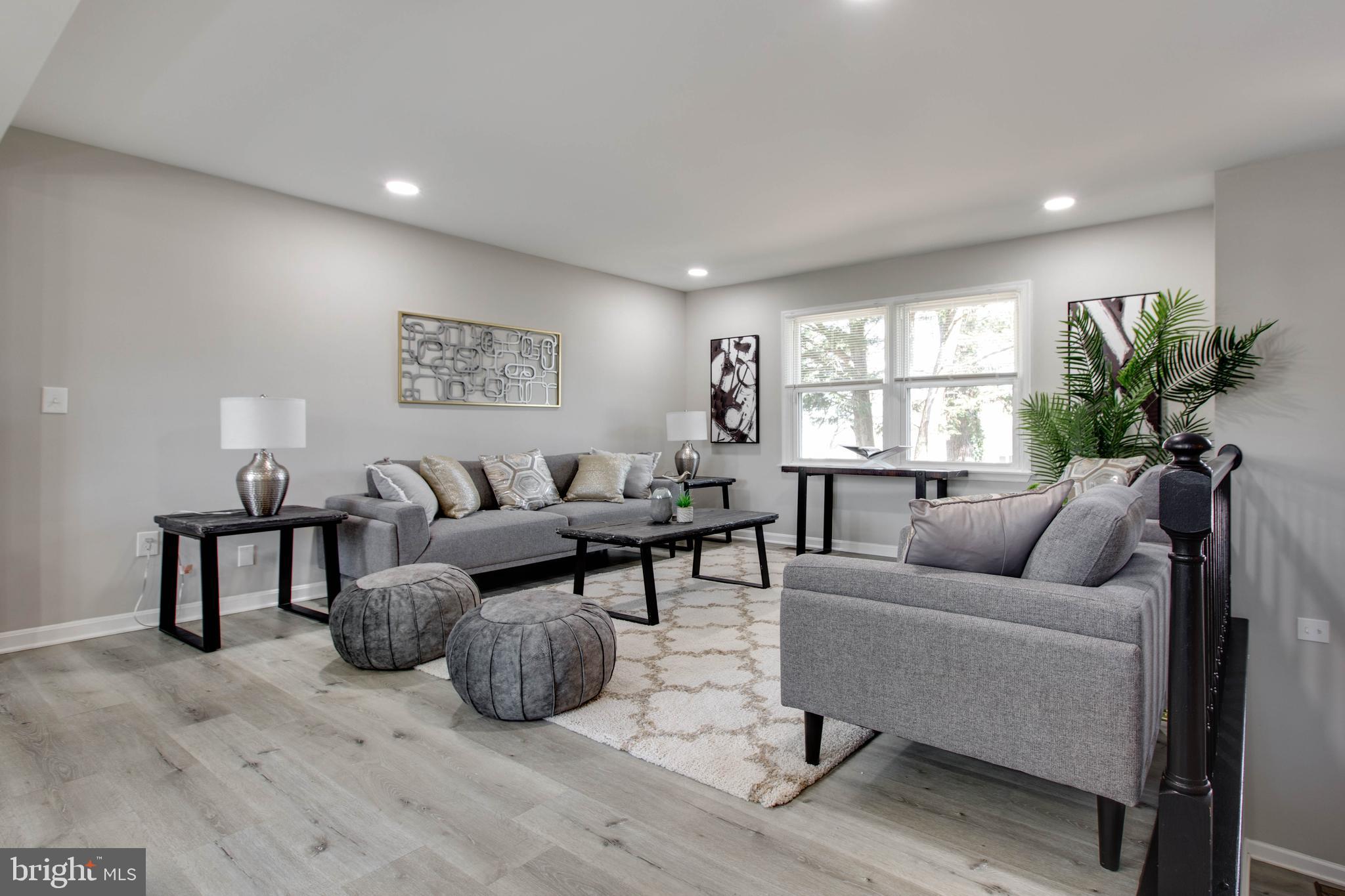 CATONSVILLE MANOR - Residential