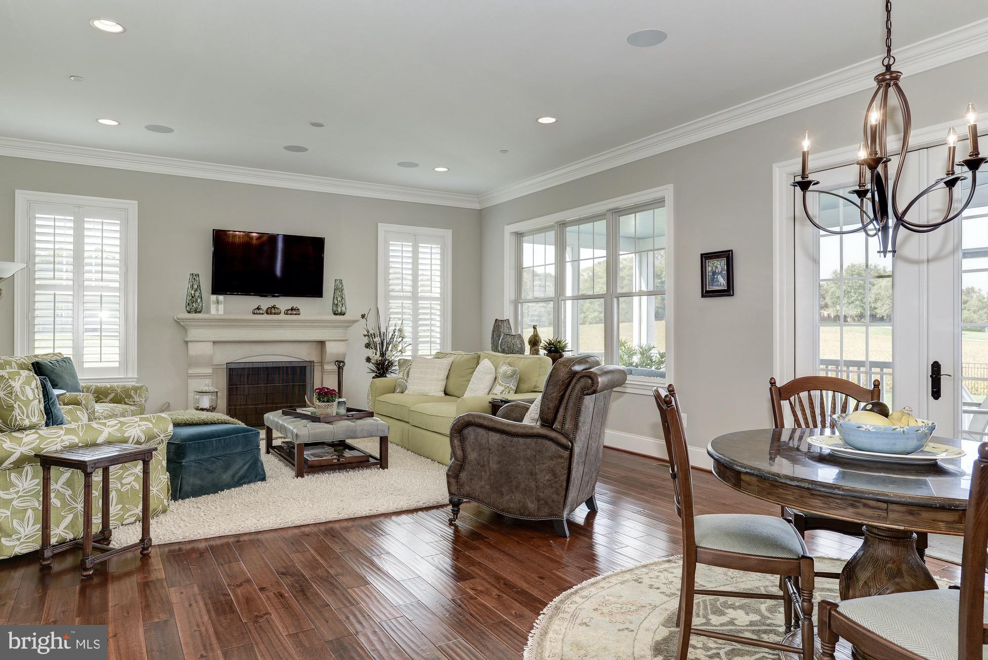 LOCH HAVEN - Residential