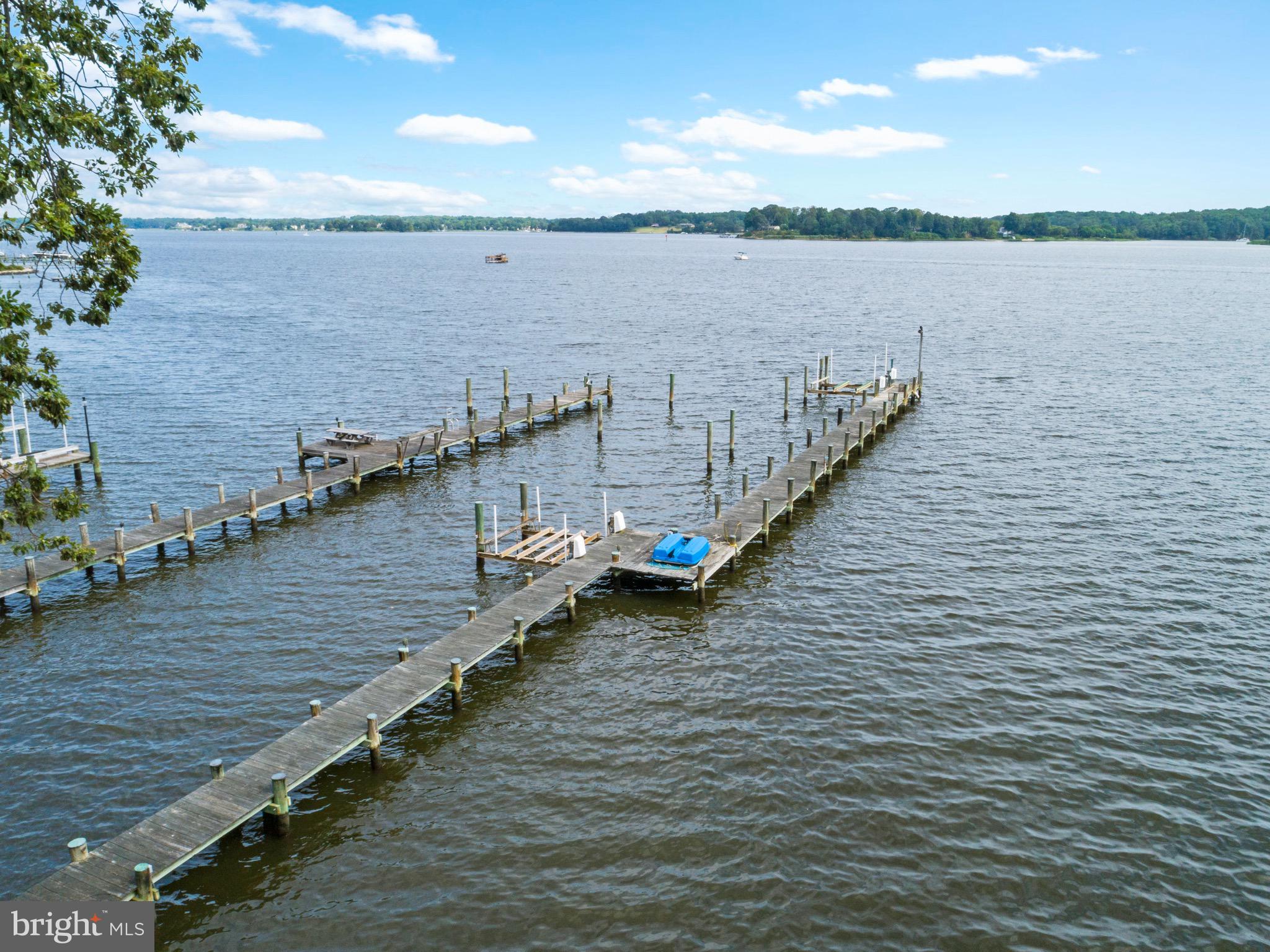 LOCH HAVEN - Residential