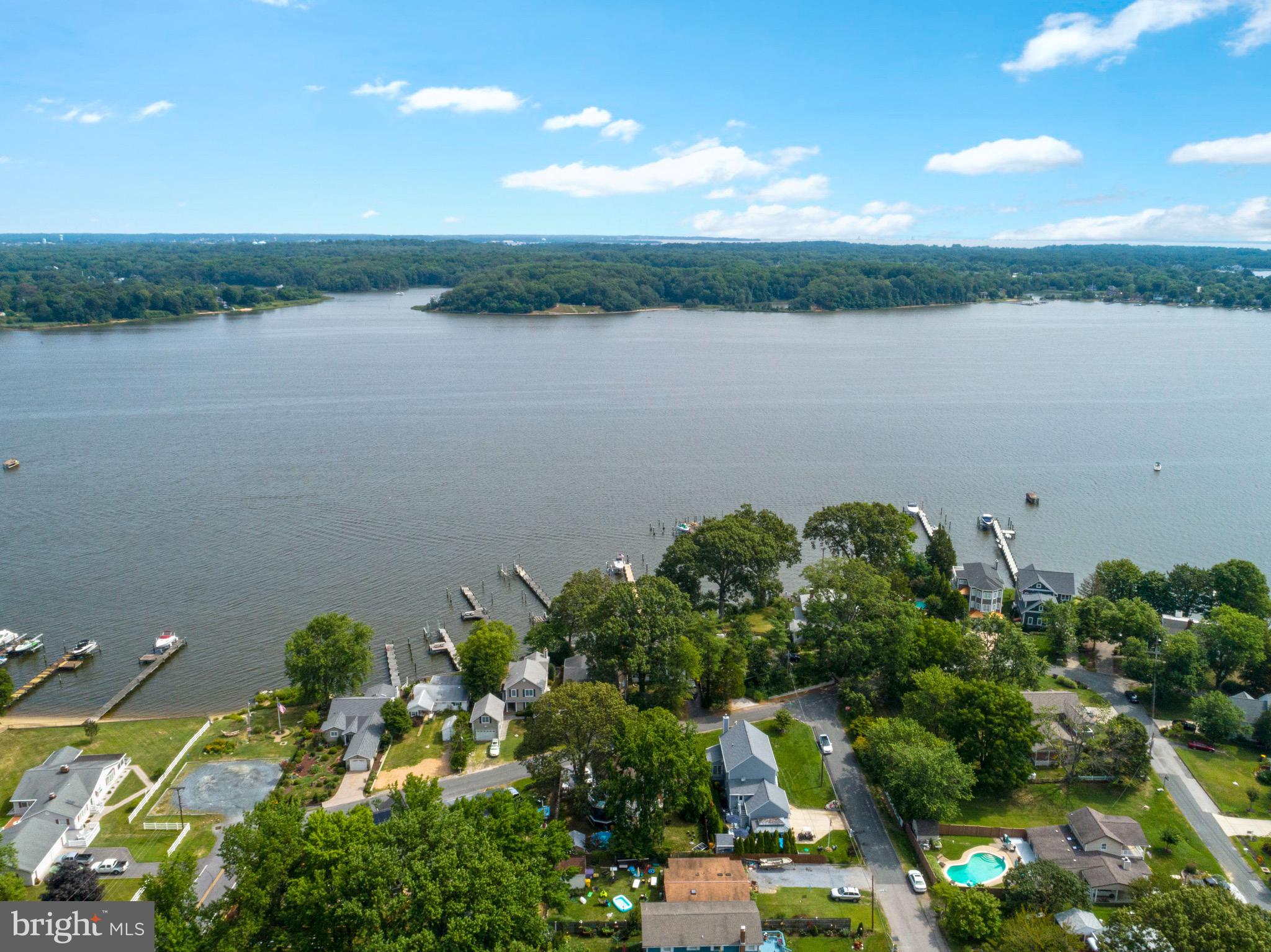 LOCH HAVEN - Residential