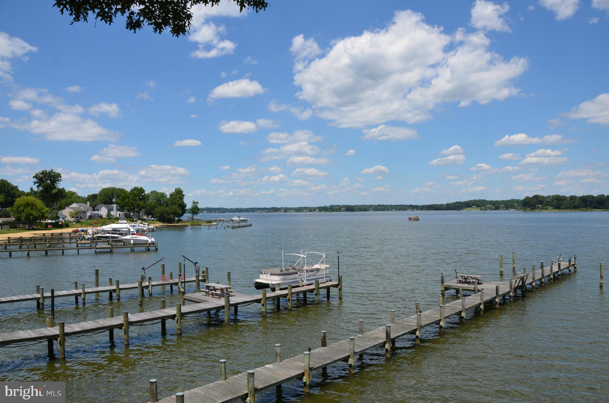 LOCH HAVEN - Residential