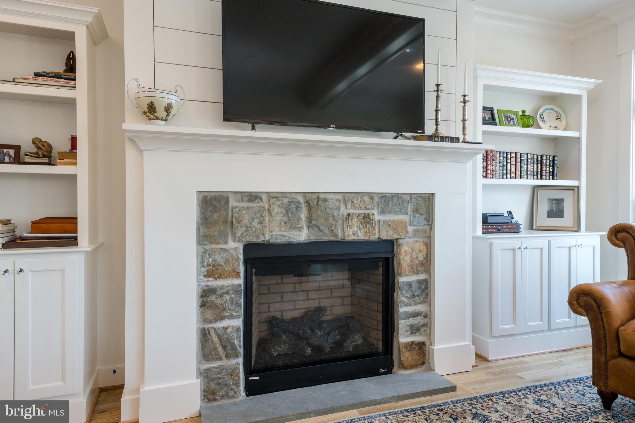 LOCH HAVEN - Residential