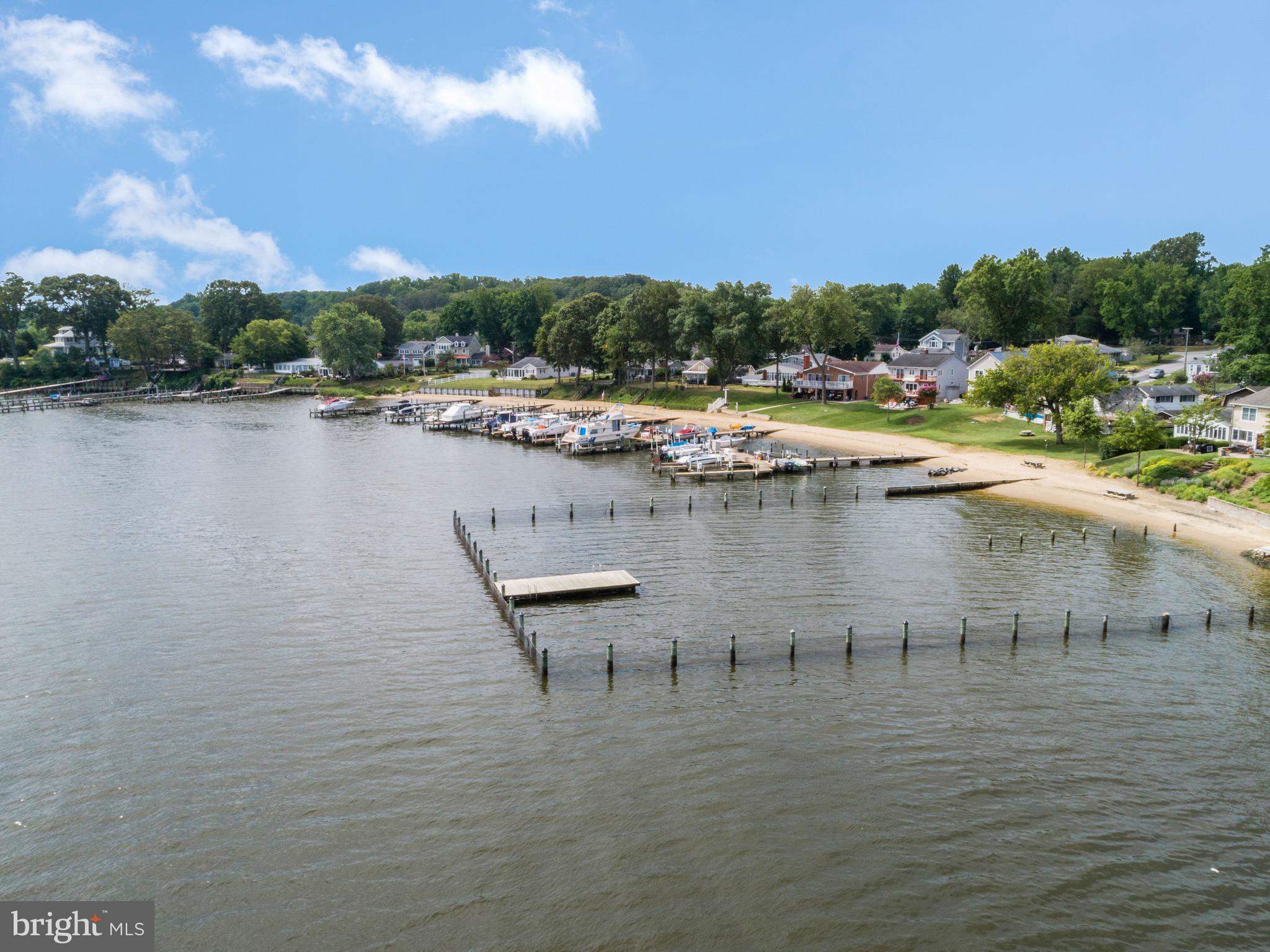 LOCH HAVEN - Residential