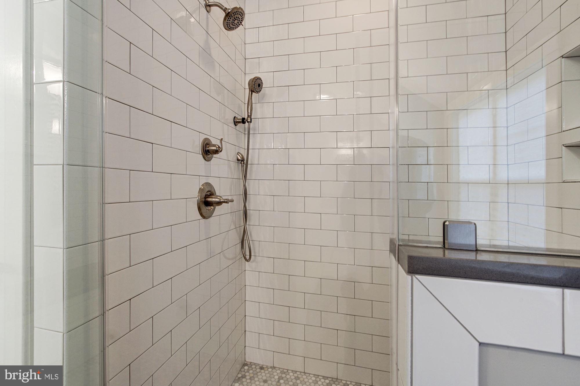 LOCH HAVEN - Residential