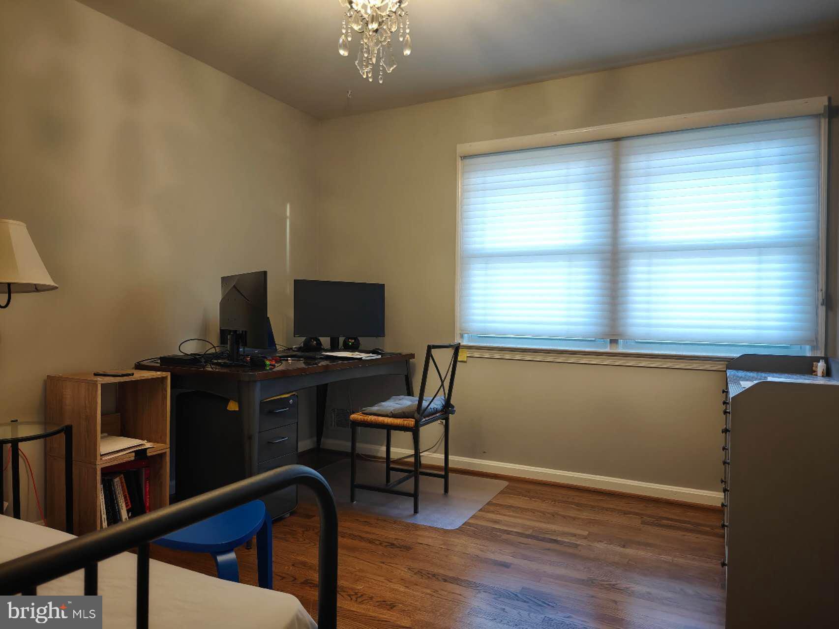 REGENT PARK - Residential Lease