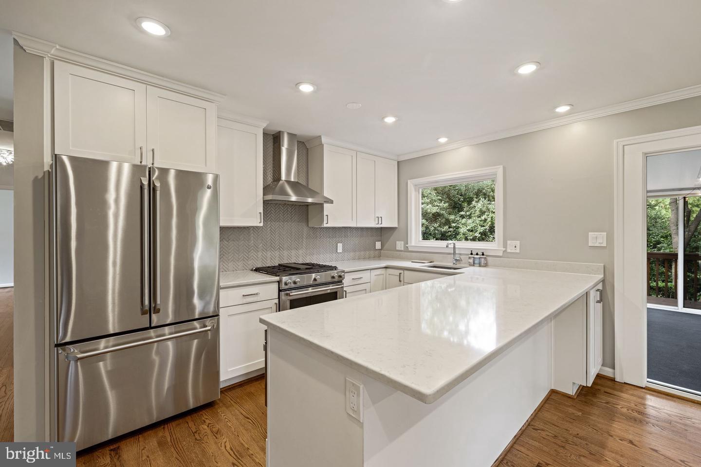 REGENT PARK - Residential Lease