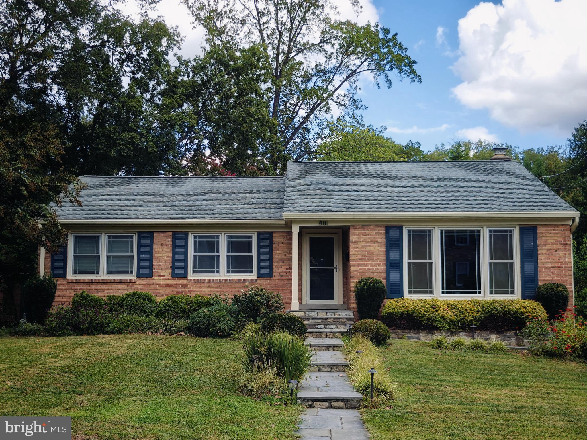 Truly picturesque, this home is located at the end of a cul-de-sac street in one of Potomac’s most convenient neighborhoods. Renovated to perfection, this brick rambler features a large living room, dining area with built-ins and a stunning kitchen, plus a lovely screened-in sun room. The main floor also features a primary suite, closets and updated bathroom, plus two bedrooms and a full hall bath. The refreshed, walk-out lower level has a large rec room, two additional bedrooms, a full bath, finished laundry room and abundant storage space. The large lot has an outdoor, pea gravel patio, flagstone walkway, and lush, professionally landscaped yard with play area. This property is near Cabin John Park, walking trails, playgrounds, tennis courts, restaurants and shopping.
720+ credit score & $153,000+/year household income are preferred. No smoking. Pets will be considered case by case. Photos reflect vacant condition. This home may be furnished for the same rent.